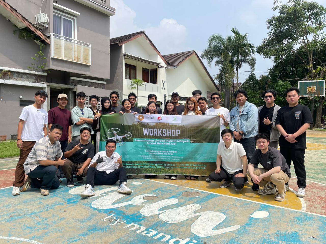 Kolaborasi Lima Wirausaha Muda BINUS Bandung: Mengedukasi Mahasiswa hingga Ibu Rumah Tangga Lewat Workshop Inovatif